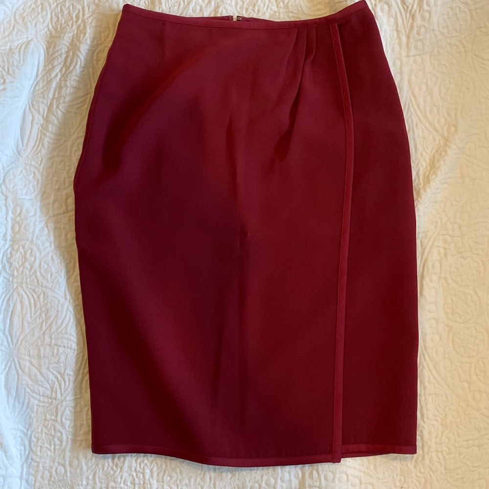Burgundy Ann Taylor Skirt Size 4. NWOT